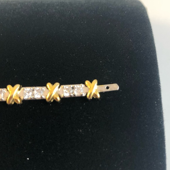 32 Stone Bracelet - Picture 12 of 16